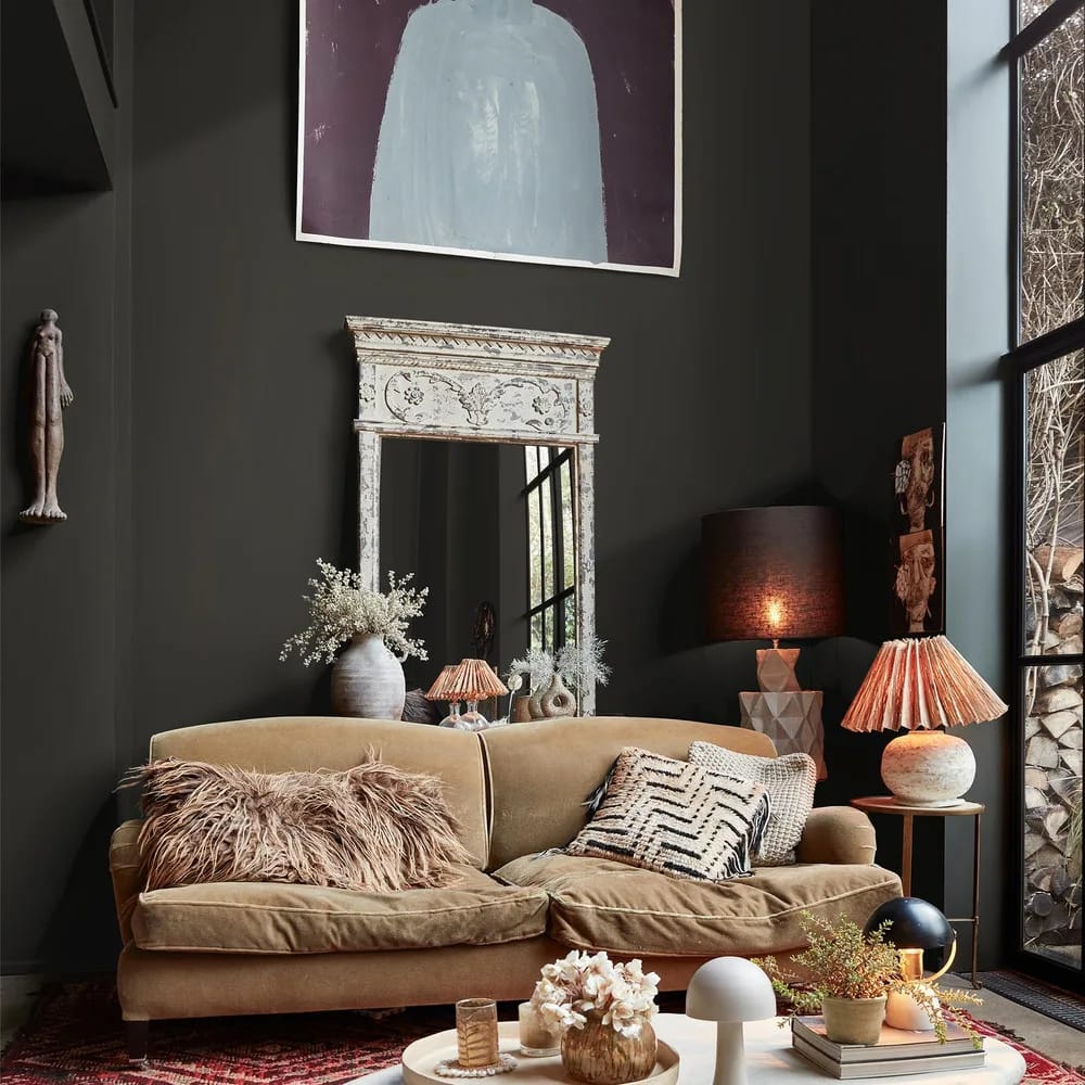 Abigail Ahern Beekman Black Paint detail 1