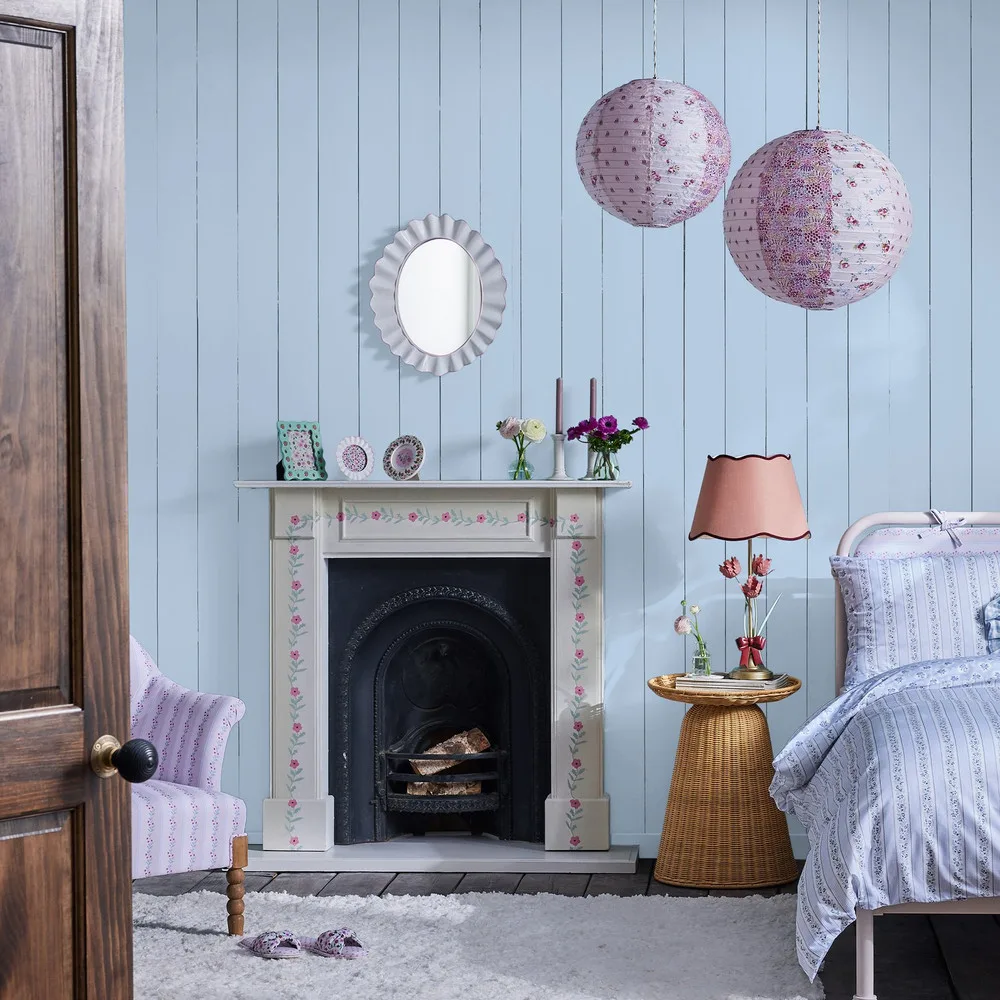 Cath Kidston Pencil Pot Paint detail 1