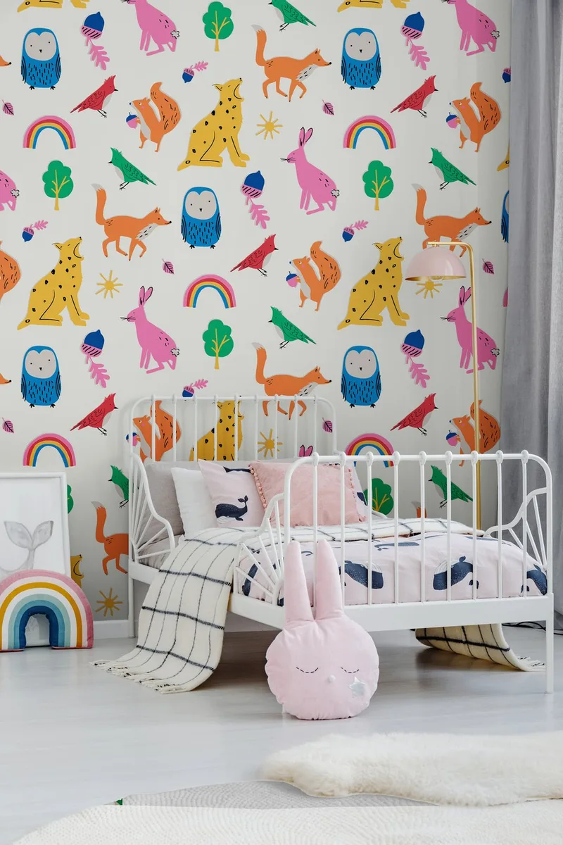 Country Critters Heroes Wallpaper roomset
