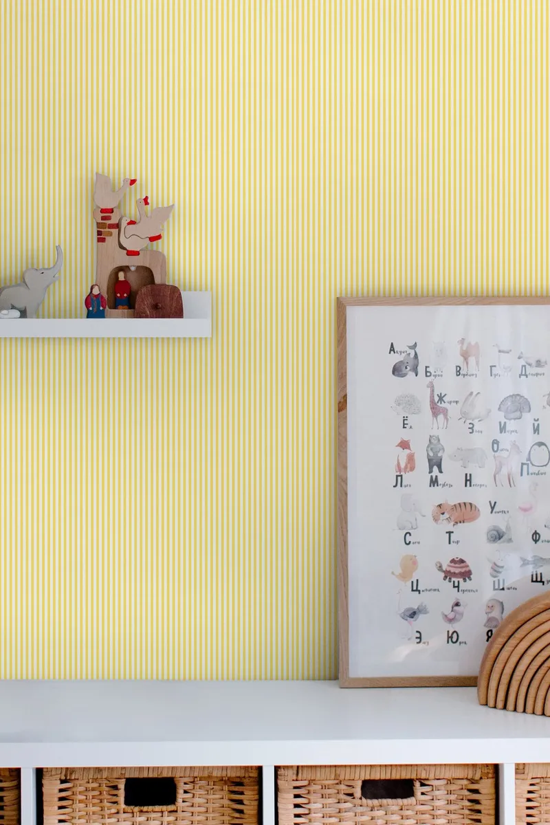 Country Critters Ticking Stripe Wallpaper roomset