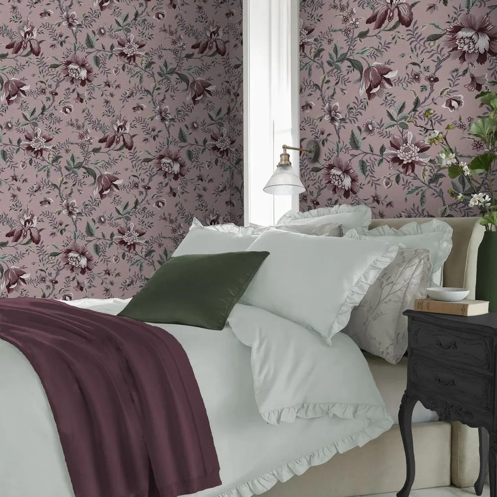 Edita's Garden Pale Blackberry Wallpaper roomset