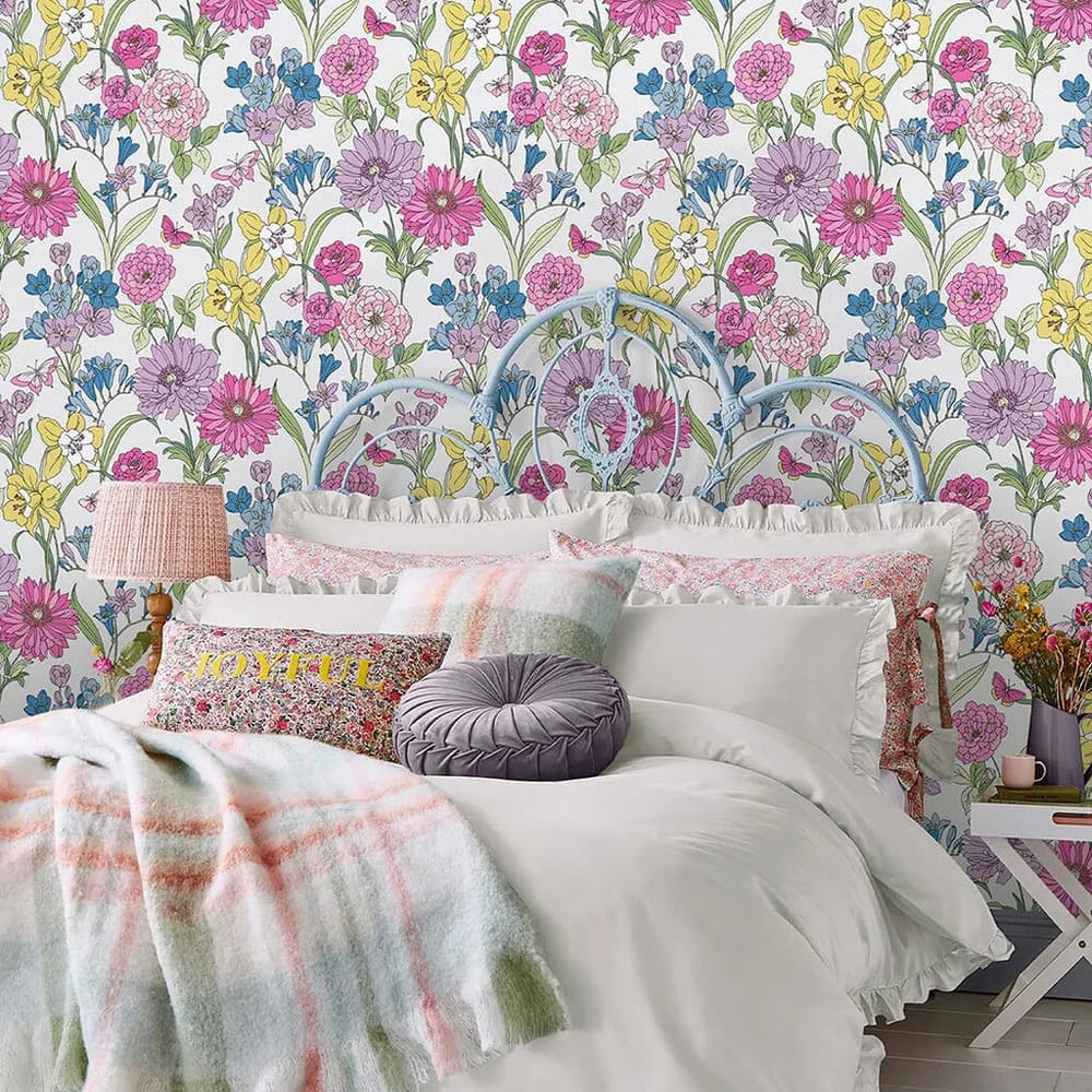 Gilly Wallpaper roomset