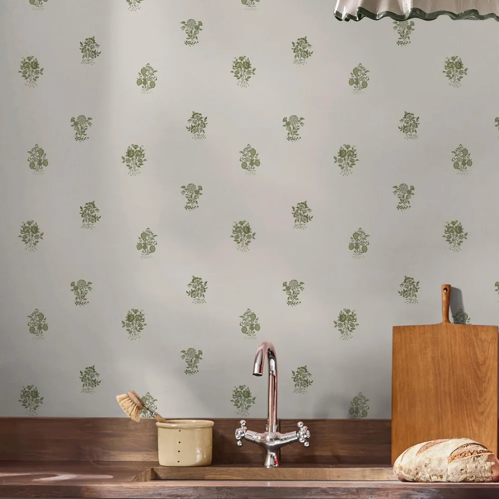 Kingdom Posey Sage Wallpaper roomset