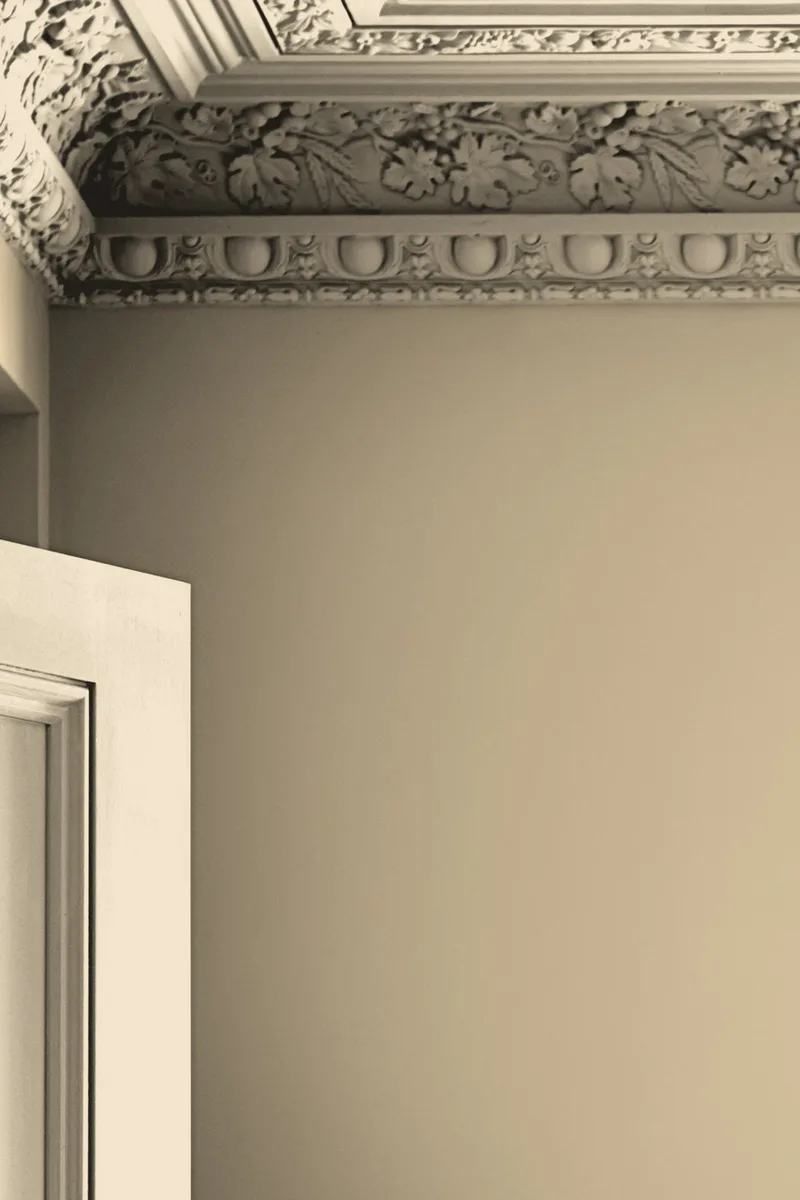 Laura Ashley Pale Gold Paint detail 1