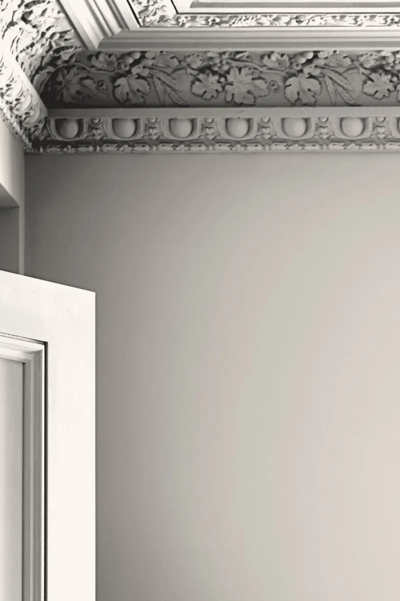 Laura Ashley Pale Ivory Paint detail 1