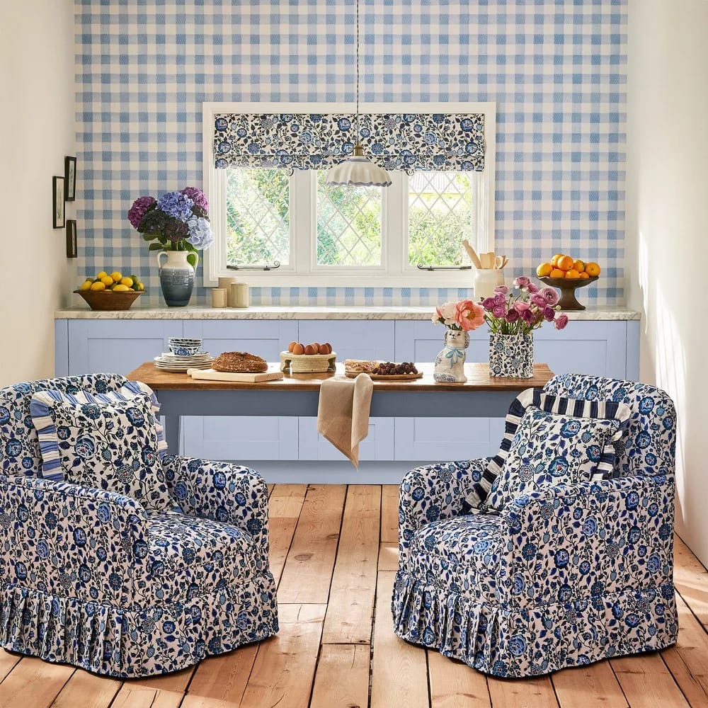 Painted Gingham Blue Wallpaper roomset
