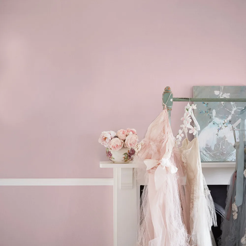 Shabby Berry Velvet Paint detail 1