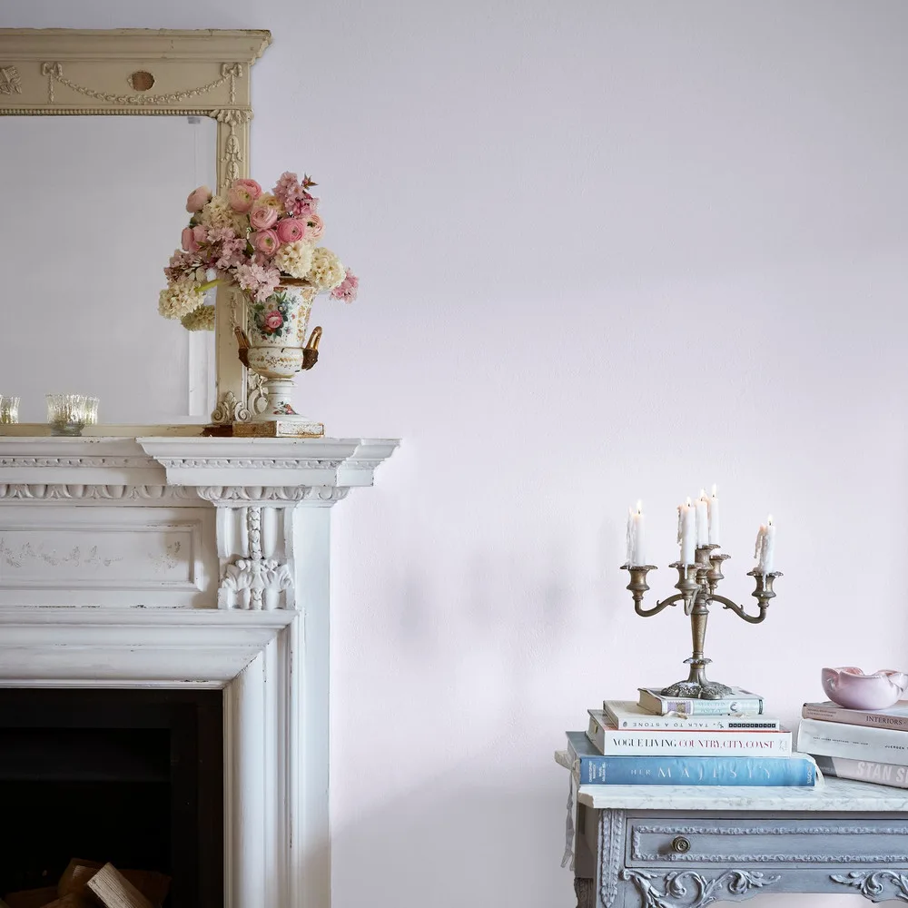 Shabby Gray Paint detail 1