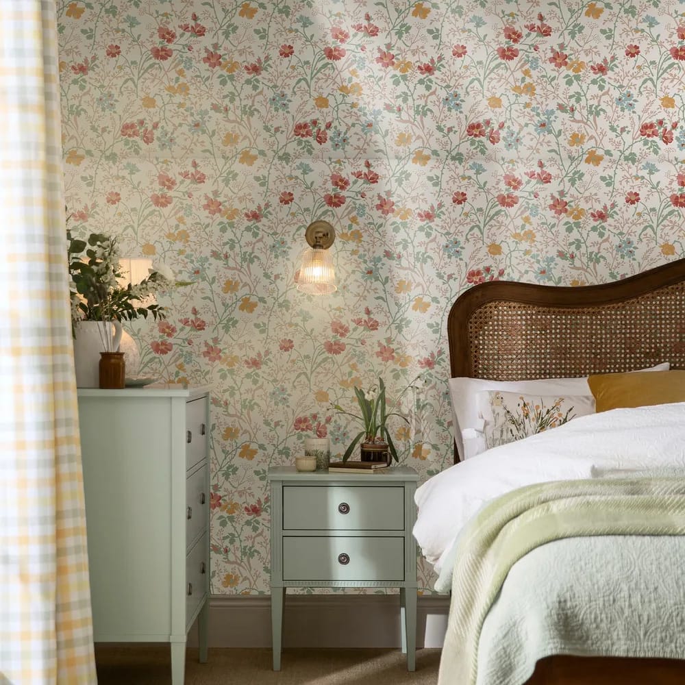 Shropshire Posy Antique Pink Wallpaper roomset